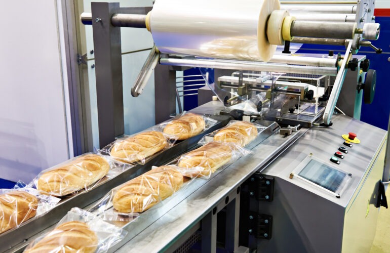 produktinsmitarbeiter in der Verpackungsindustrie