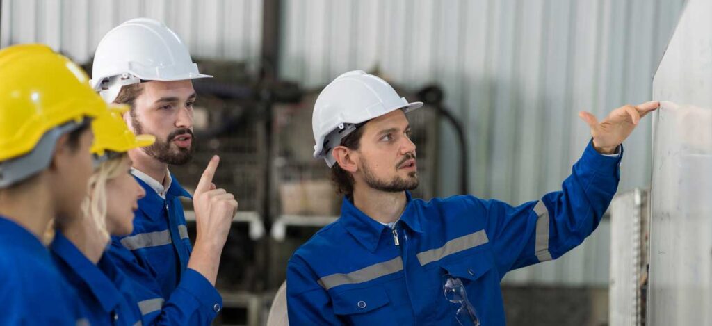 Ausbildung zum Elektroniker und Energietechniker im Schiffbau