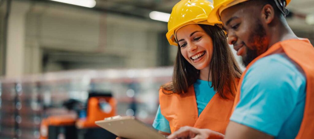 Electronics Technicians in Shipbuilding – Day-to-Day Work, Requirements, and Teamwork