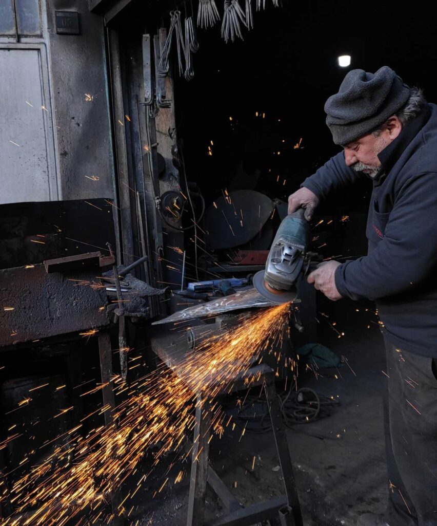 Temporary metalworkers from Eastern Europe for the following fields