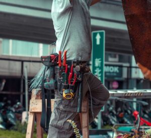 Duties and Responsibilities of an Electrician – From Control Panels to E-Mobility