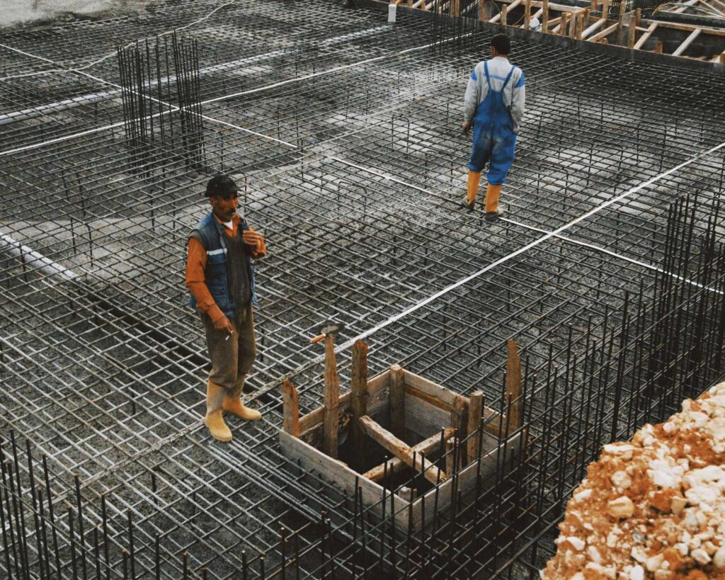Construction Site Logistics & Coordination of Temporary Workers