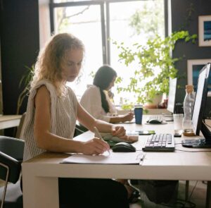 Temporary Work: Costs & Benefits – Advantages and Disadvantages of Staff Leasing